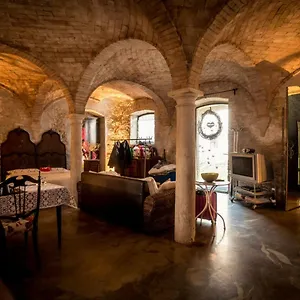  Ferienhaus Lo Scrigno Di Lara Italien